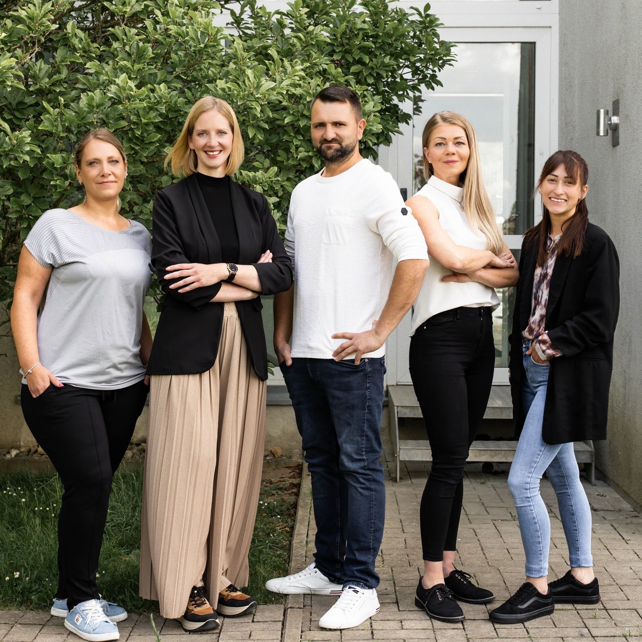 Ihr Team für präzise Lasertechnik – Edwin Schmitt GmbH – Edwin Schmitt Lasertechnik Das Team von Edwin Schmitt Lasertechnik steht für Qualität, Zuverlässigkeit und moderne Fertigungslösungen. Jetzt mehr über uns erfahren!